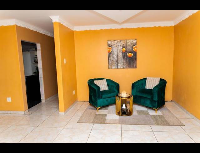 4 BEDROOM HOUSE FOR SALE IN VAN DYK PARK